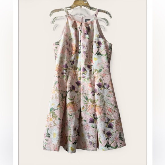 Vince Camuto Floral Print Mini Dress - Picture 4 of 13